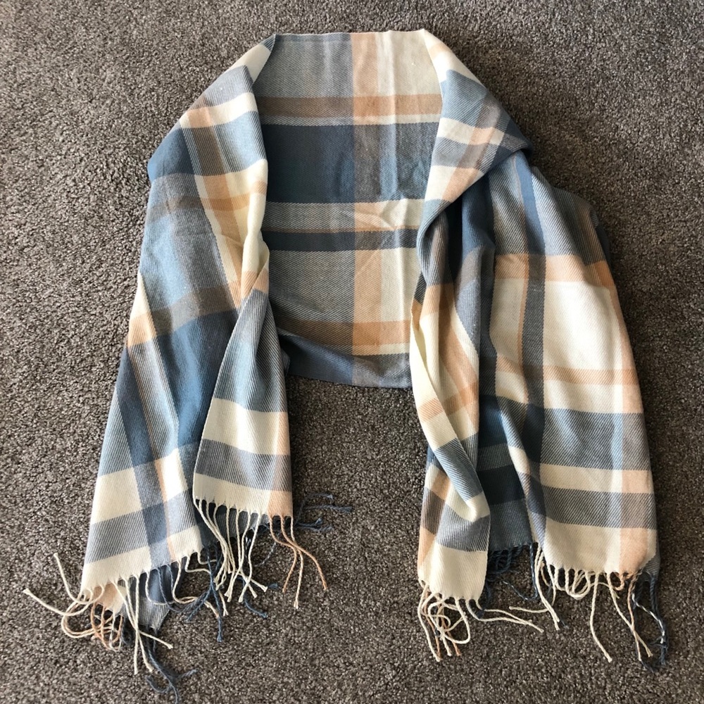 Multicolor Scarf - Picture 2 of 2